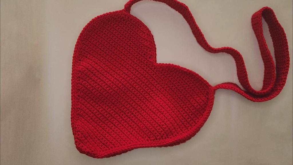 How To Crochet A Heart Bag, Free Pattern Crochet Tutorial
